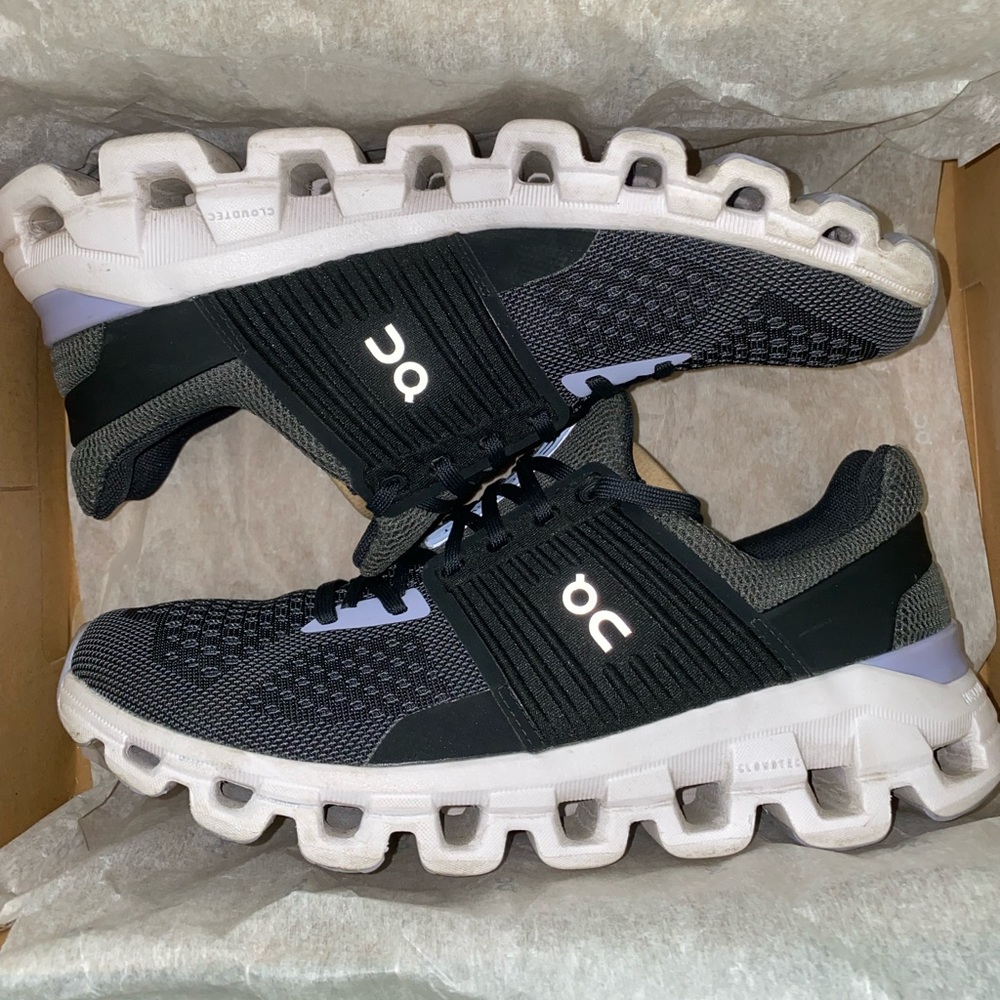 On cloud cloud swift running shoes